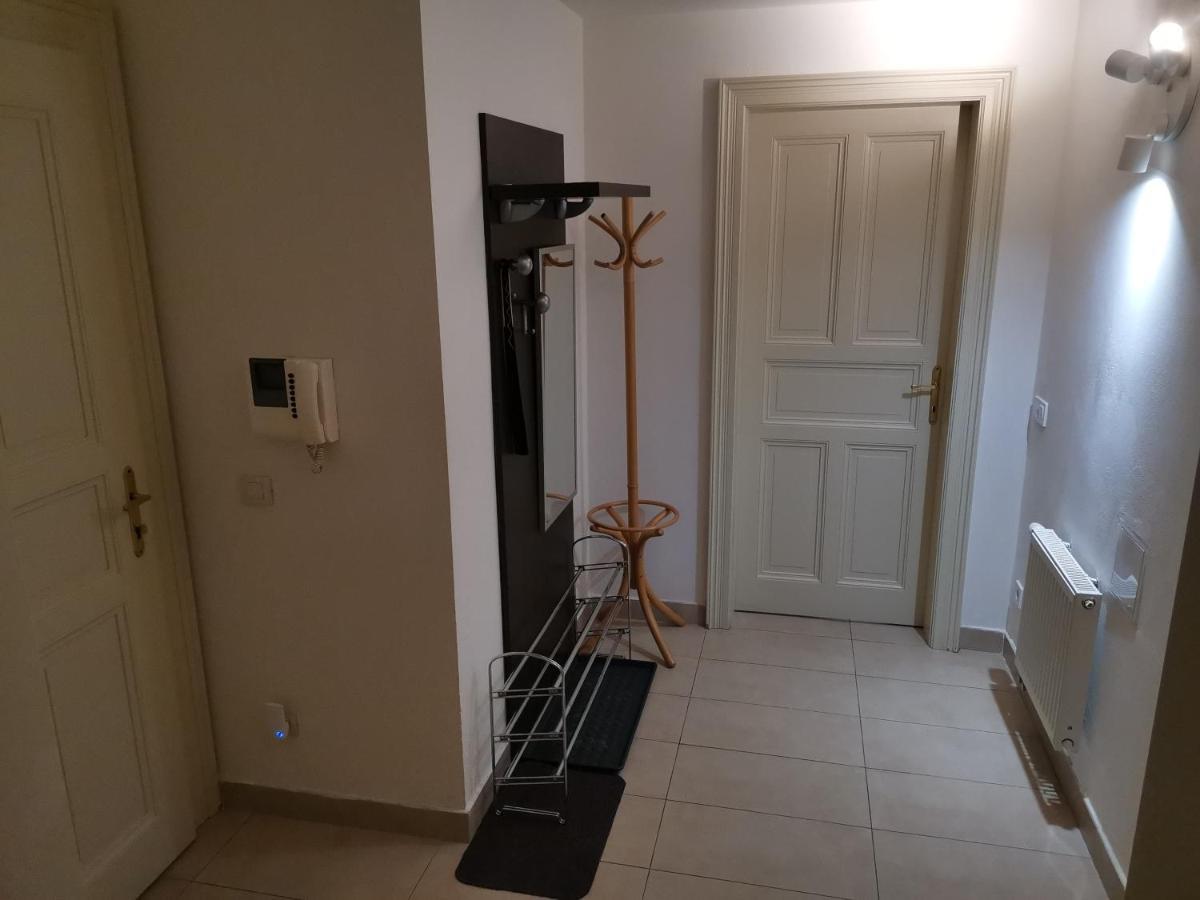 Quiet Apartment In Prague Center Exterior photo